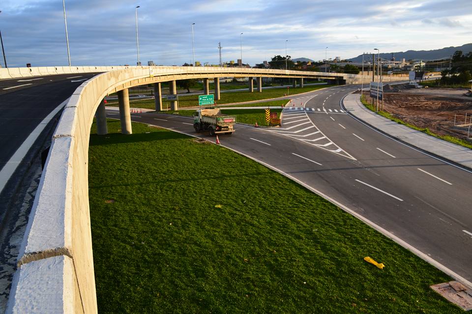 Última visita e inauguração do Elevado de Canasvieiras