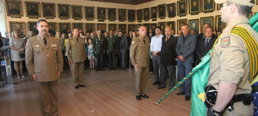 Presidente Sander de Mira participa da troca do segundo maior cargo da Polícia Militar