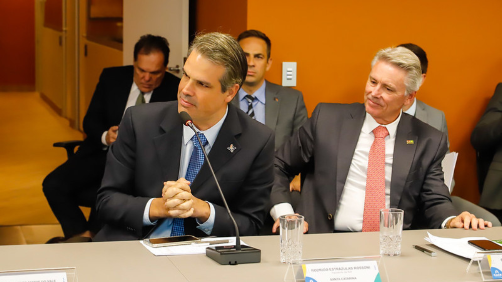 ACIF participa de reunião do Conselho Deliberativo da Confederação das Associações Comerciais e Empresariais do Brasil, em Brasília