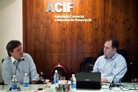 Prefeito e secretário de Governo participam de reunião da ACIF